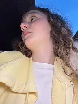 outside_rosy's Live XXX Chat