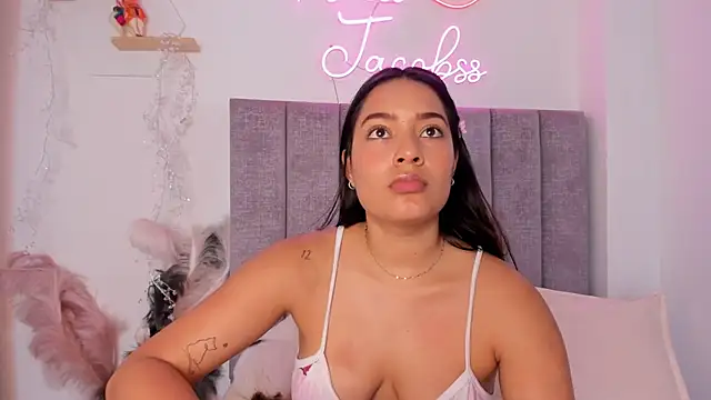 Chat +18 de jacobss_gh ao vivo