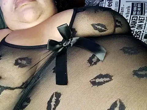 Chat +18 de xlatinastar ao vivo