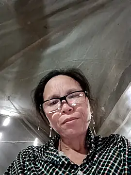 Tina6886 Show Webcam