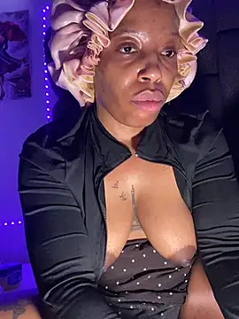 RainBougie's Live XXX Chat