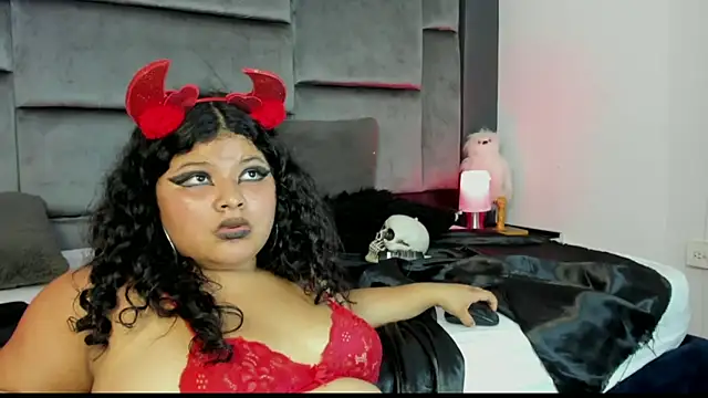 دردشة Jessica_Beltrann الجنسية المباشرة