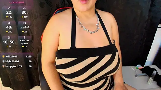 Chat +18 de Eva_MilfF ao vivo