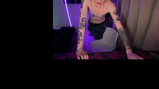 davesinner Pertunjukan Webcam