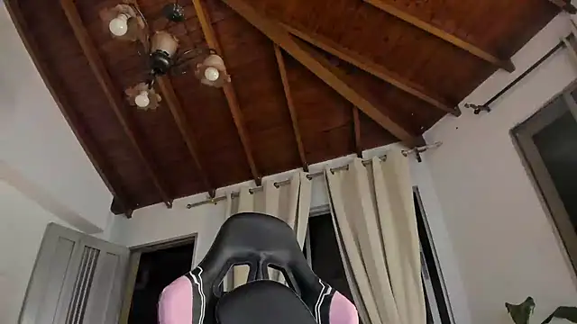 IsaFontannan Live XXX chat