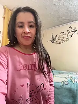 latinfemalen Live XXX chat