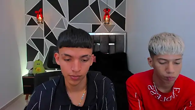 Juan_Nd_StevenのライブXXXチャット