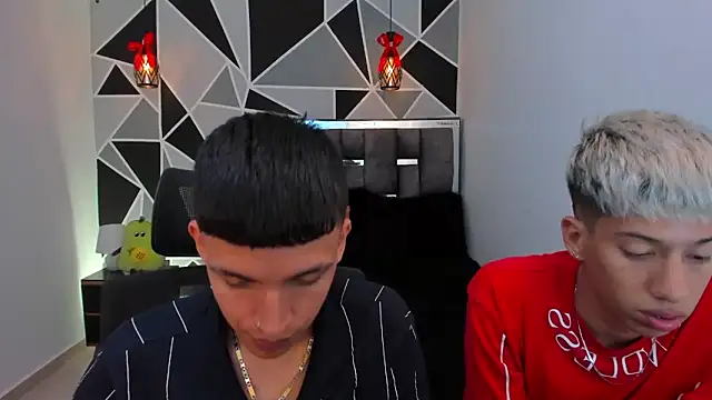 Juan_Nd_Steven's Webcam Show