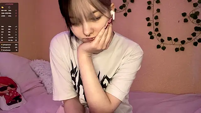 waumeoww Chat XXX in diretta