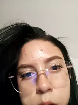 Natalye_23's Live XXX Chat