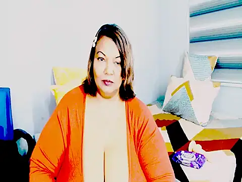 Sassy_Tassy: απευθείας συνομιλία ΧΧΧ