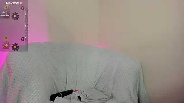 lylah_brosst Live XXX-Chat