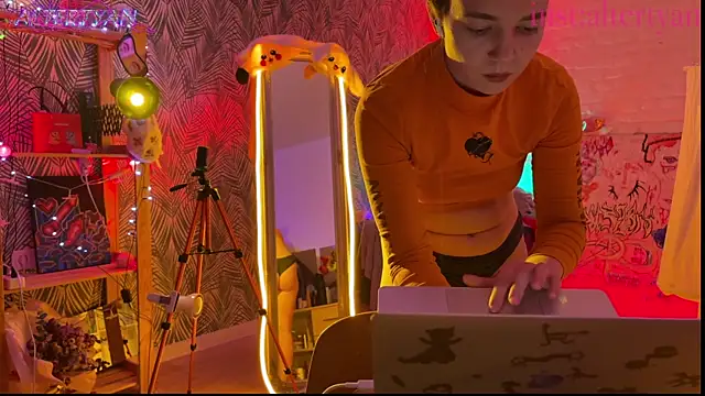 altertyan élő XXX-chatje