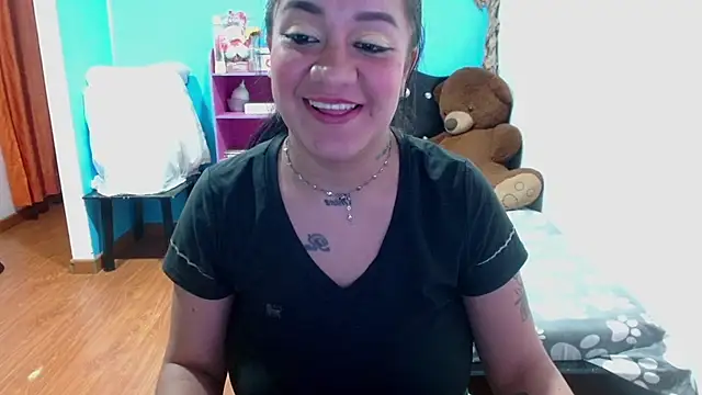 Andrea_deepsloppy Chat XXX live