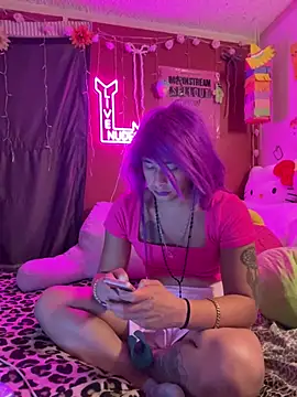 TranSexualJade95 Adlı Modelin Canlı XXX Sohbeti