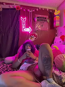 Онлайн чат XXX TranSexualJade95