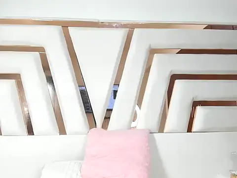 MiaKleinX 라이브 XXX 채팅