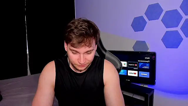 Chris_Tyson's Live XXX Chat