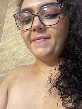 Živý XXX chat AlmaraRouge