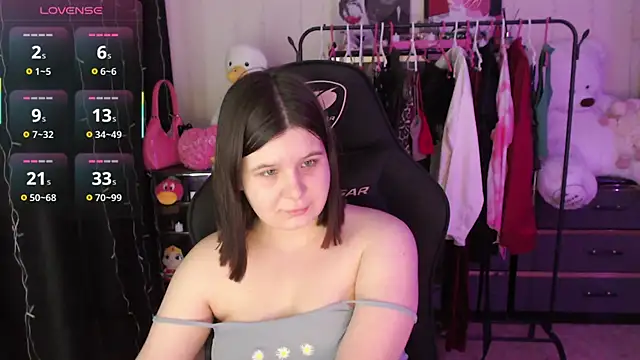 AmyVibess' Live XXX Chat