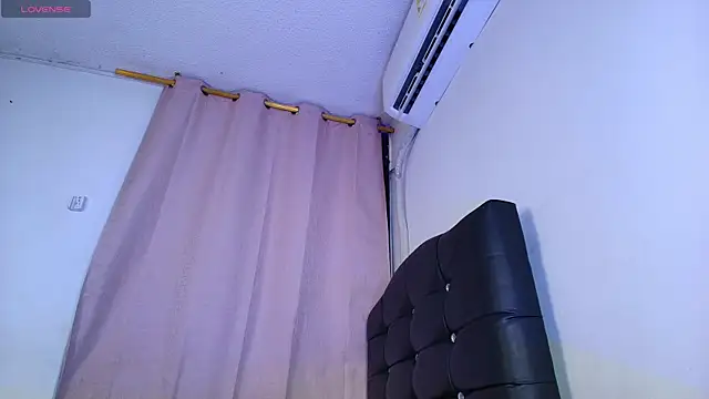 Mia_depp – Naživo XXX chat