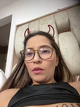 Penelope-Hot Webcam-Show