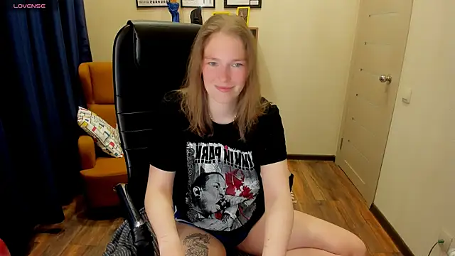 _fiona_Love Live XXX-Chat