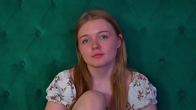 ElinaVale Show Webcam