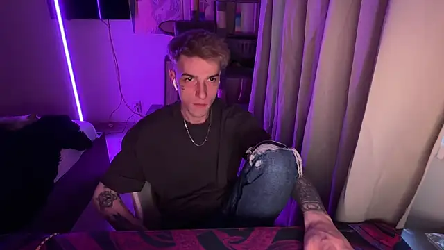 davesinner Adlı Modelin Web Kamerası Şovu