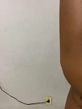 evabueno-69 Live XXX-Chat