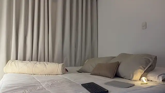Chat XXX en directo de Miia_Vega_