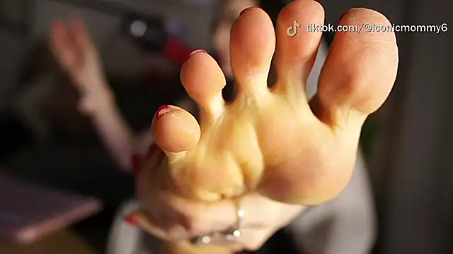 supreme_dominatrix – Naživo XXX chat