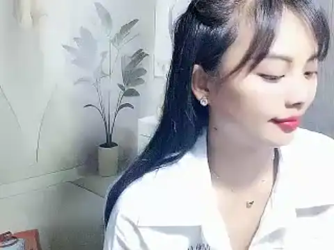 Bella86 在線直播表演