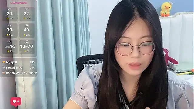 Luna-666 网络视讯表演