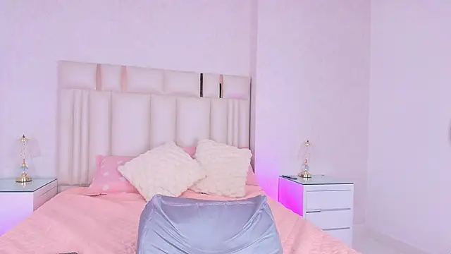 alanarose18 লাইভ XXX চ্যাট