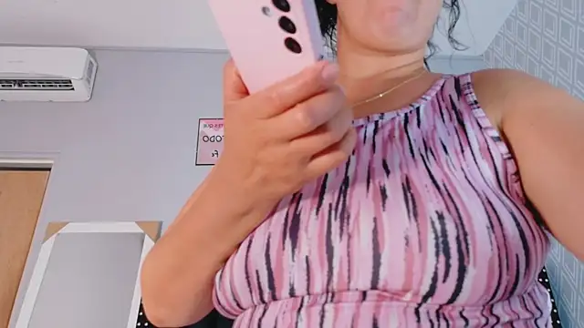 Czat XXX na żywo – hotlatinateacher