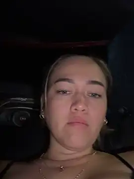 Danielavegax Show in webcam