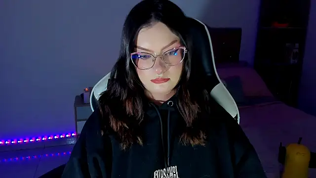OphelianaRose33's Live XXX Chat