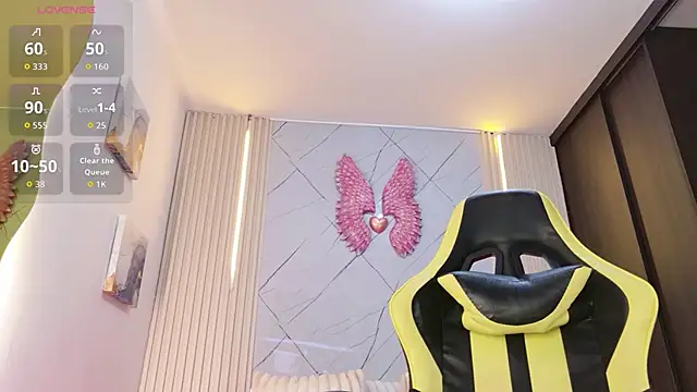 Sara_swift9 Webcam Show