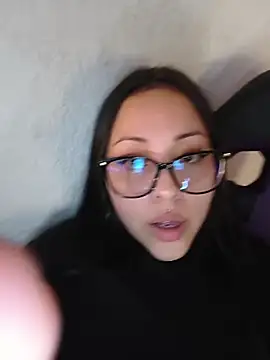 Bella-Gema's Live XXX Chat