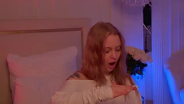 MollyHiltonのライブXXXチャット