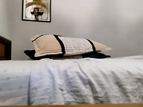 Kwasi-a Pertunjukan Webcam