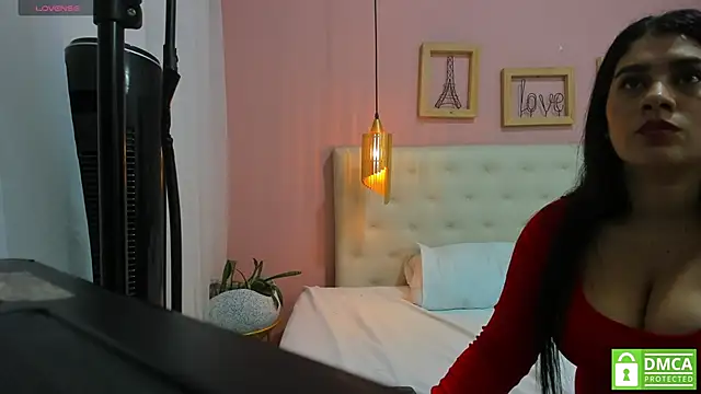 Chat +18 de leylla_ ao vivo