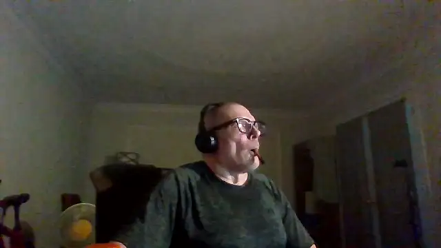 Show modela melvinsnow na web-kameri