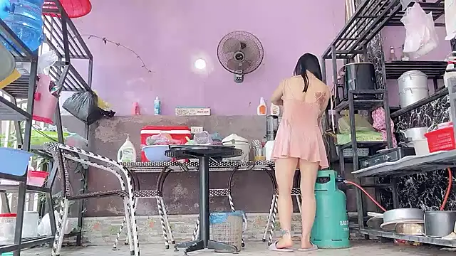 LinhChi_9x – Naživo XXX chat