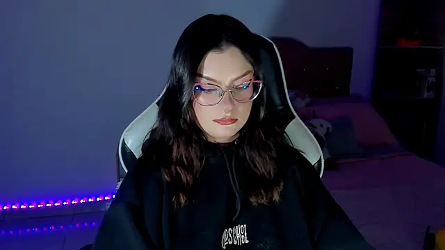 OphelianaRose33's Live XXX Chat
