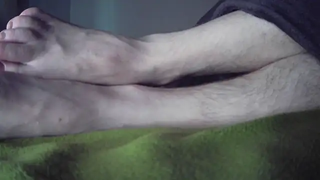 SmallPenis6996 Pertunjukan Webcam