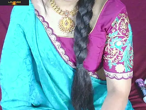 traditional_Jaanvi's Live XXX Chat