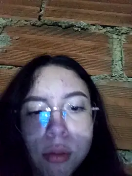 Chat +18 de Natalye_23 ao vivo