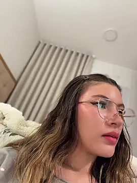 دردشة Your_Honeey الجنسية المباشرة